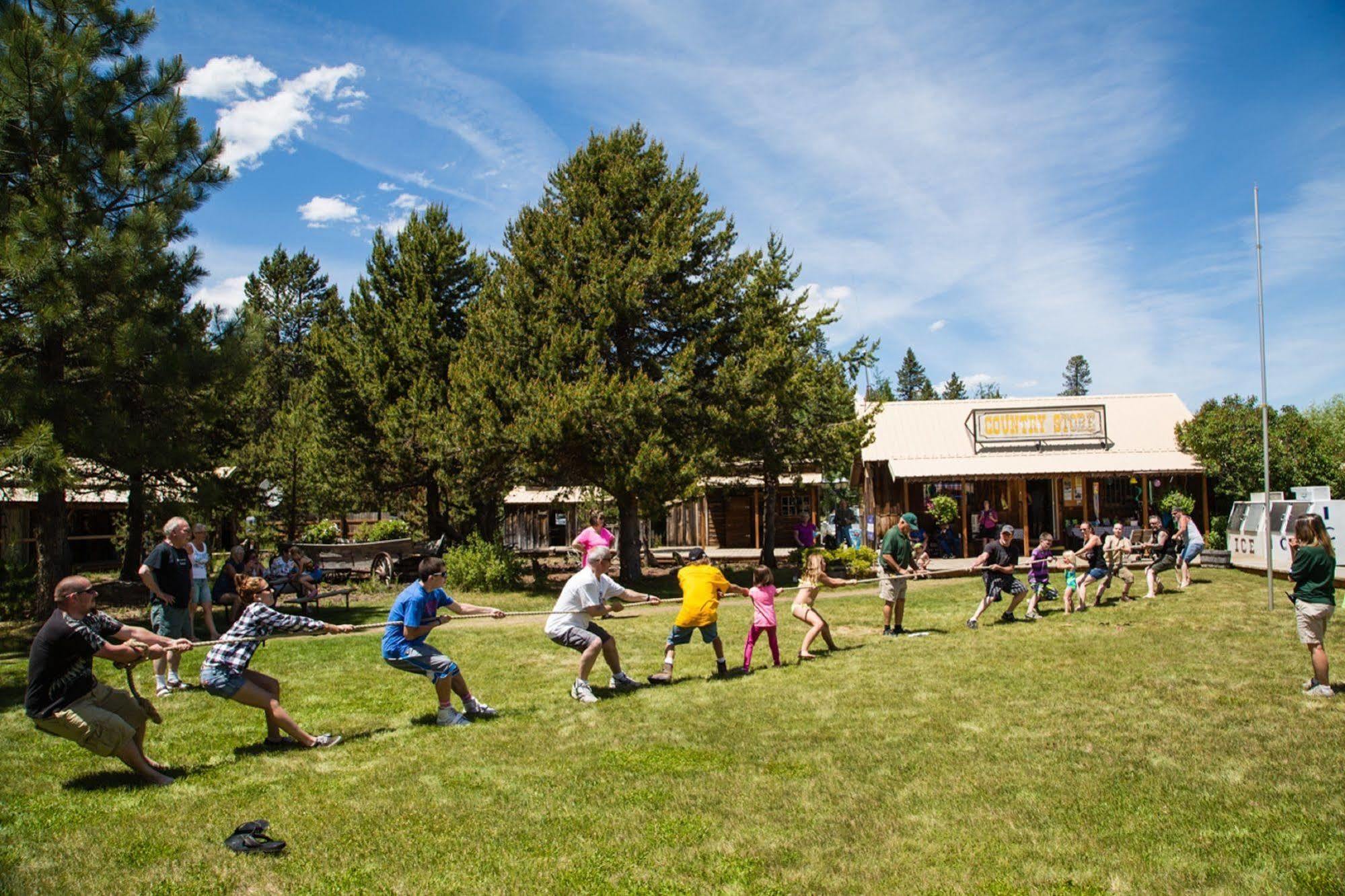 Bend-Sunriver Rv Campground Three Rivers Buitenkant foto