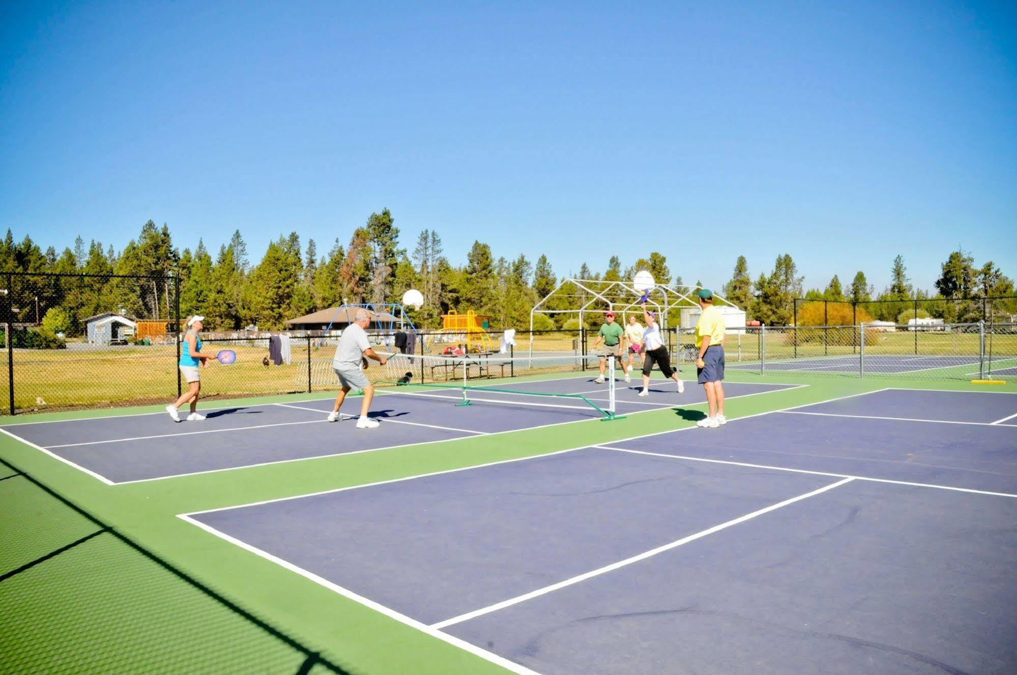 Bend-Sunriver Rv Campground Three Rivers Buitenkant foto